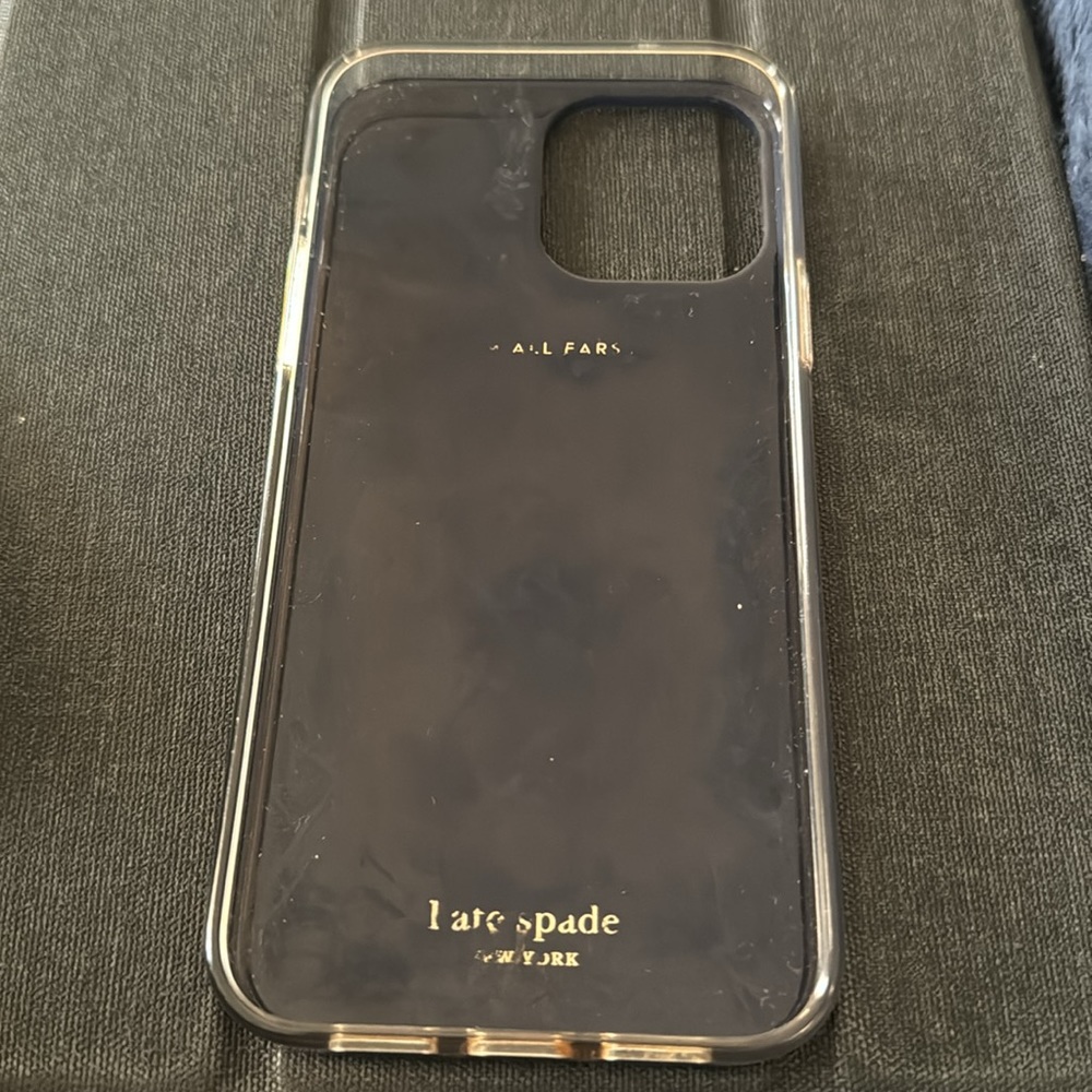 Kate spade ♠️ IPhone 13 Pro Max case. - Picture 2 of 5